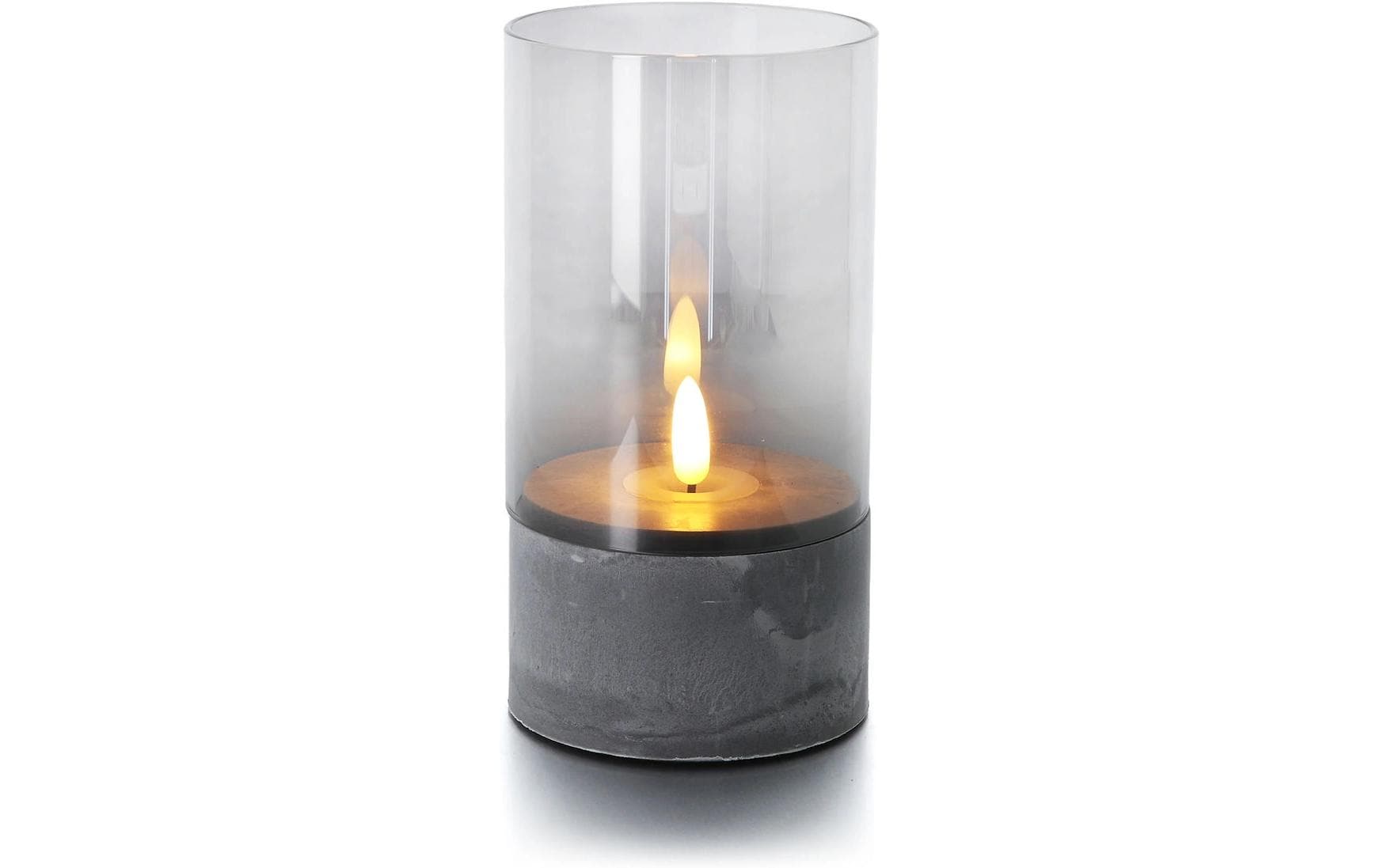 Balthasar LED-Kerze Gracia – Ø 8 × 15 cm, warmweiss, grau, Timer, flackernd, batteriebetrieben