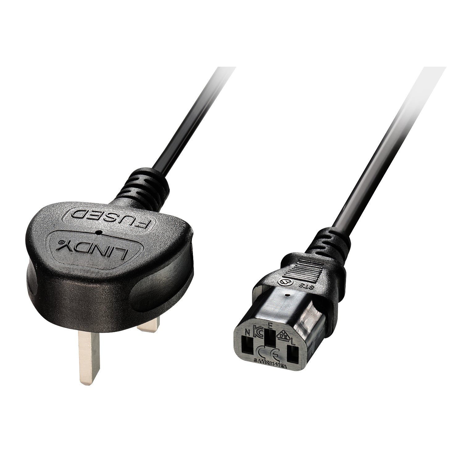 Lindy Netzkabel – UK (Typ G) Abgewinkelt – IEC C13, 2 m, Schwarz