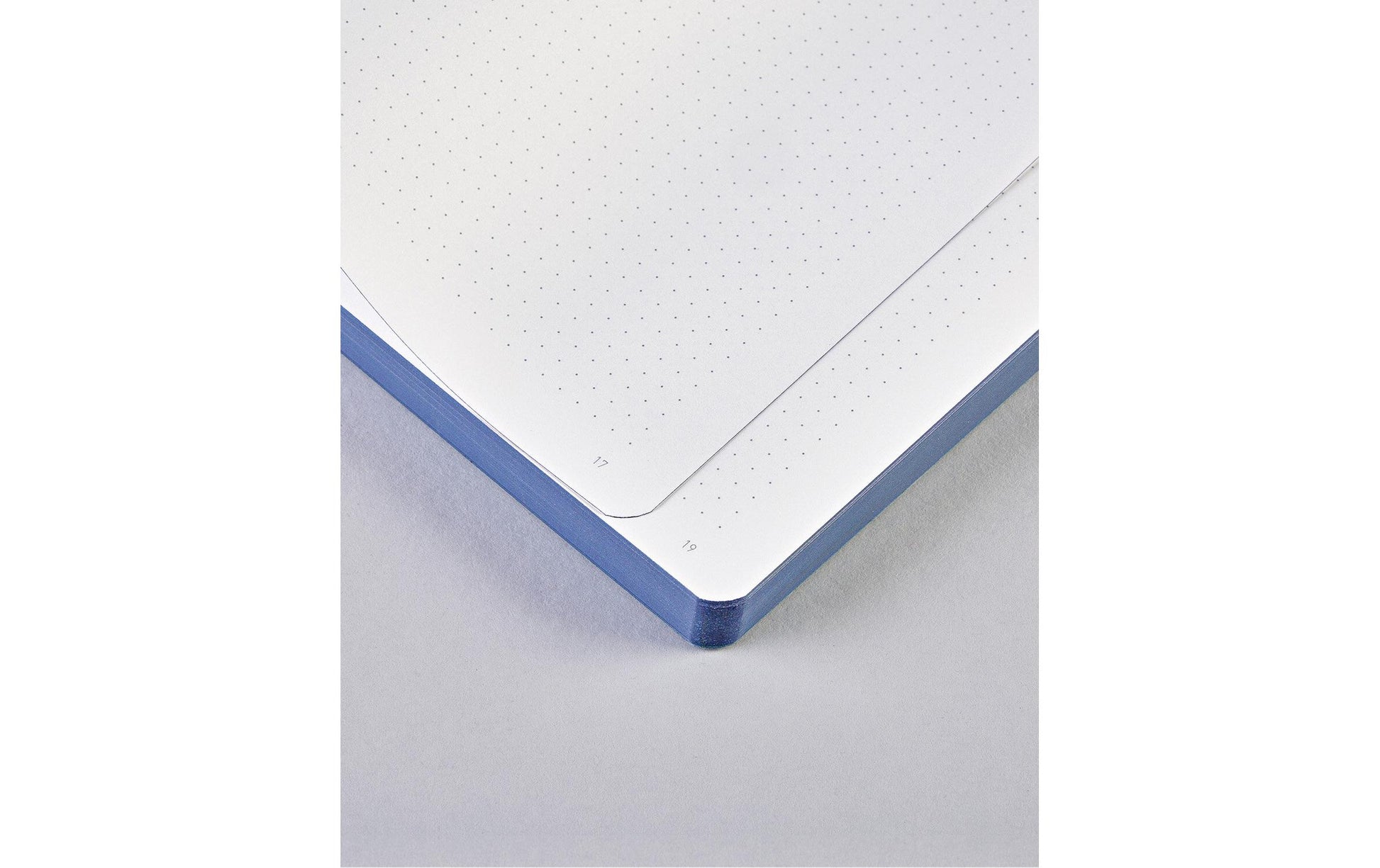 nuuna Notizbuch – 135 × 203 mm – 176 Seiten – 120 g/m² – Softcover, abgerundete Kanten, Stoffbezug, blau/rosa