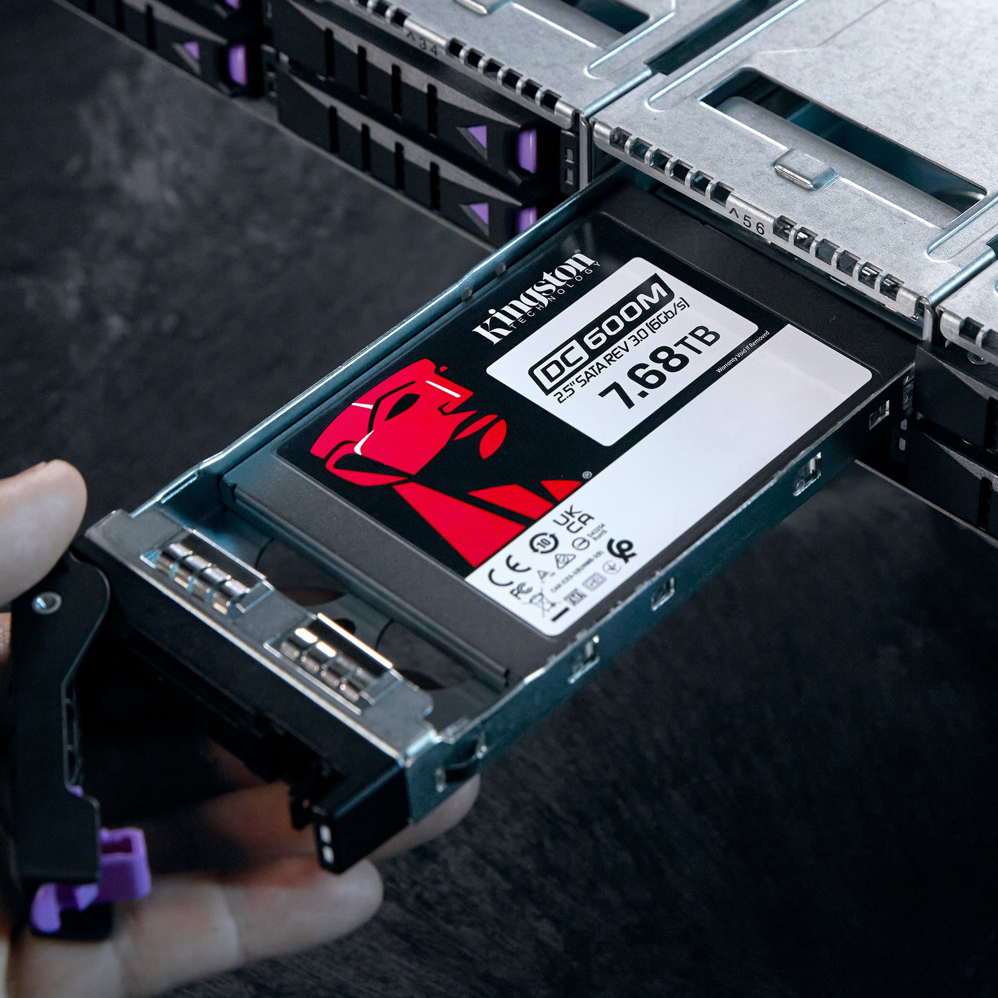 Kingston DC600M – 7,68 TB, Mixed Use, Enterprise SATA