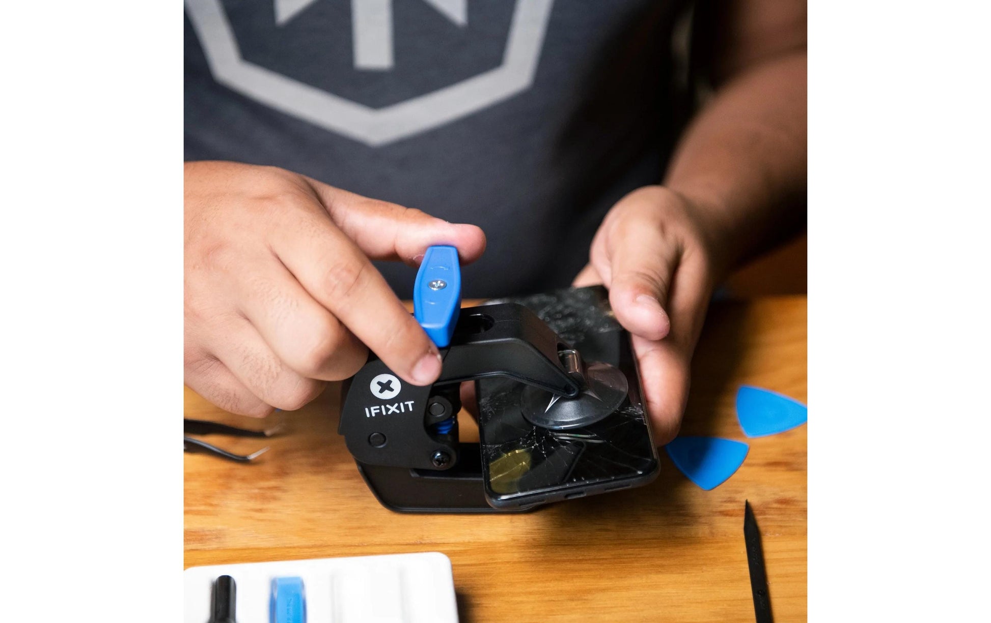 Ifixit Anti-Clamp Spezialwerkzeug