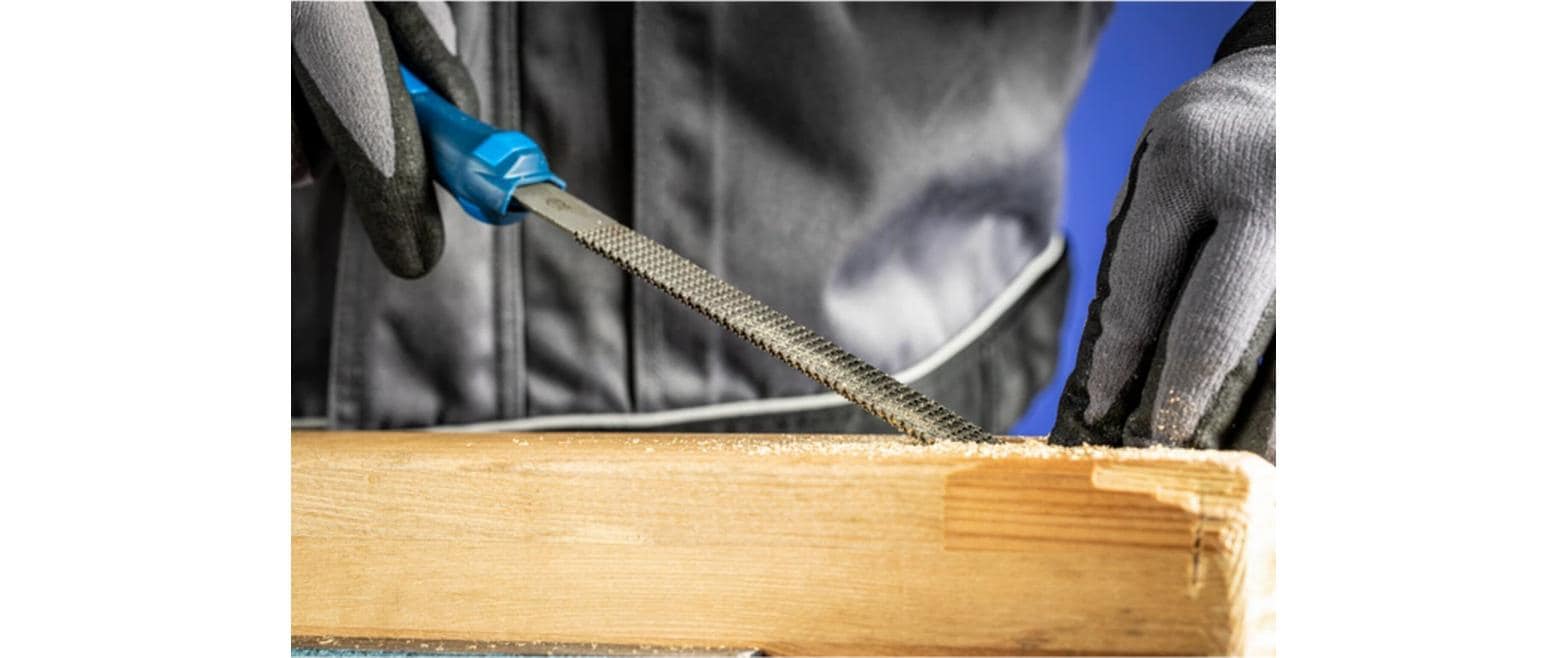PFERD Werkstattfeile Halbrund-Spitz – 250 mm, Hieb 2, mit Heft – für Holz