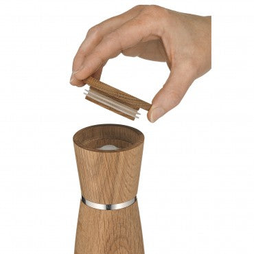 WMF Salz- und Pfeffermühlen-Set, 2-teilig, Ø 6 × 17,9 cm, Eiche/Edelstahl, Braun, Keramikmahlwerk