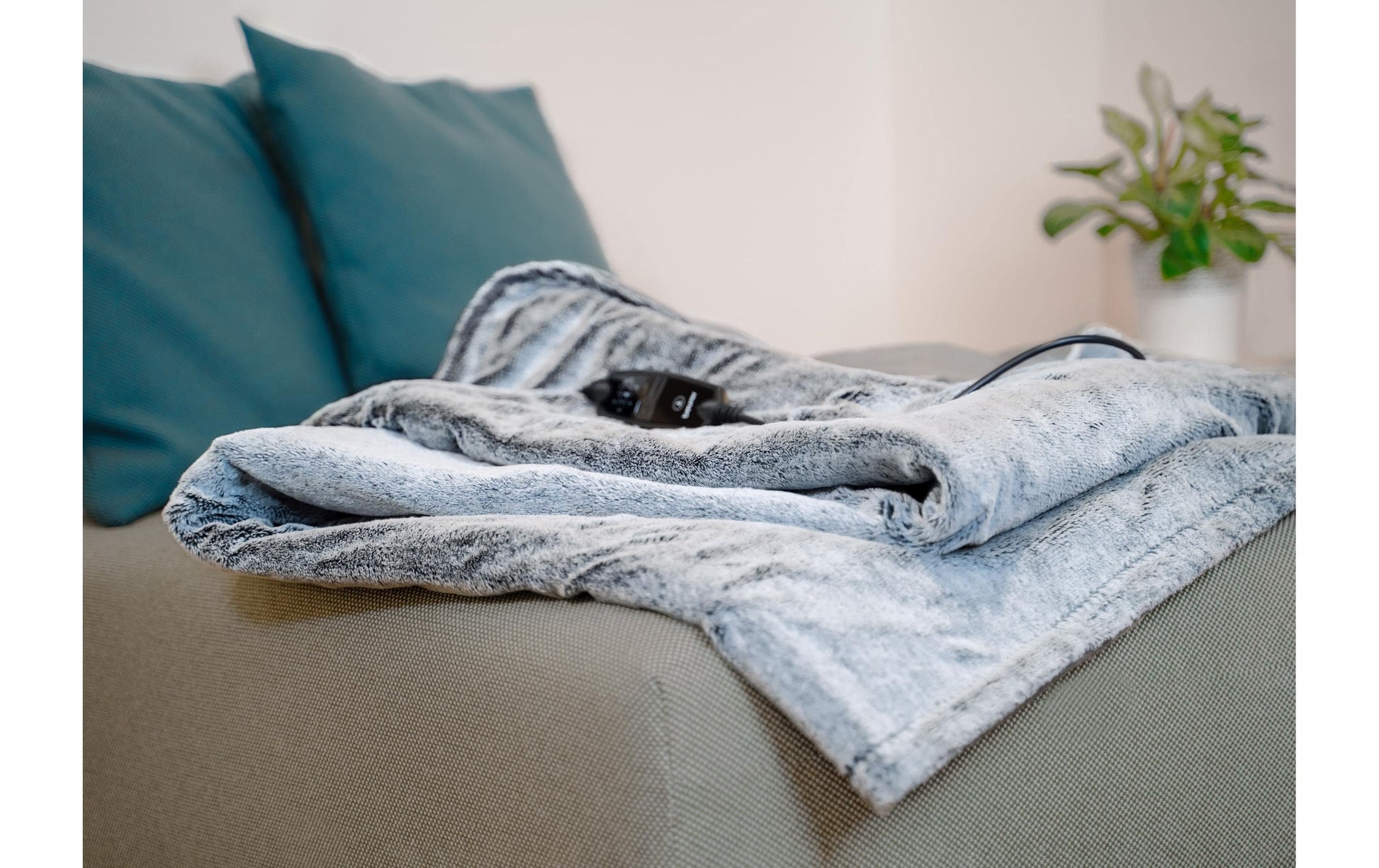 Beurer Wohndecke – Mikrofaser, Grau – 130 × 180 cm – OEKO-TEX Standard 100