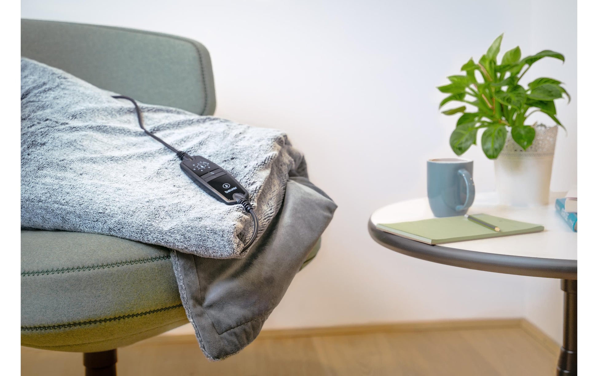 Beurer Wohndecke – Mikrofaser, Grau – 130 × 180 cm – OEKO-TEX Standard 100