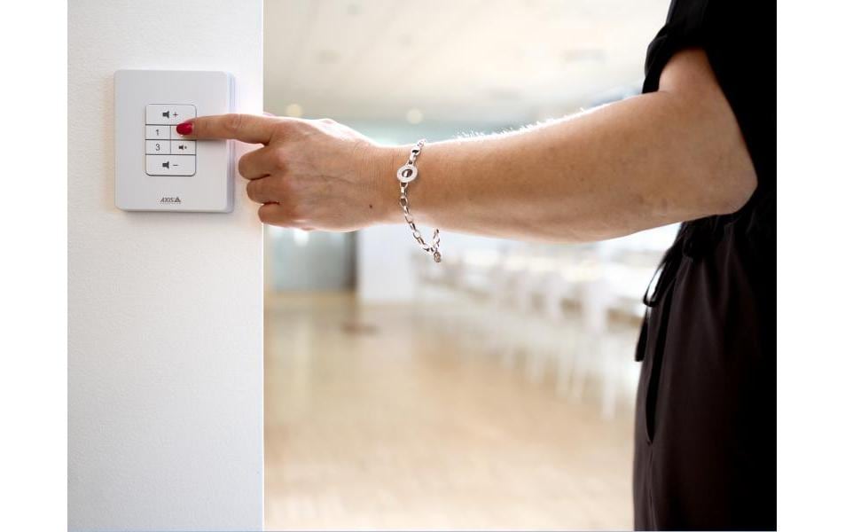 Axis C8310 – Digitaler Lautstärkeregler, Wandmontiert, Klemmen, 12 V, Weiss
