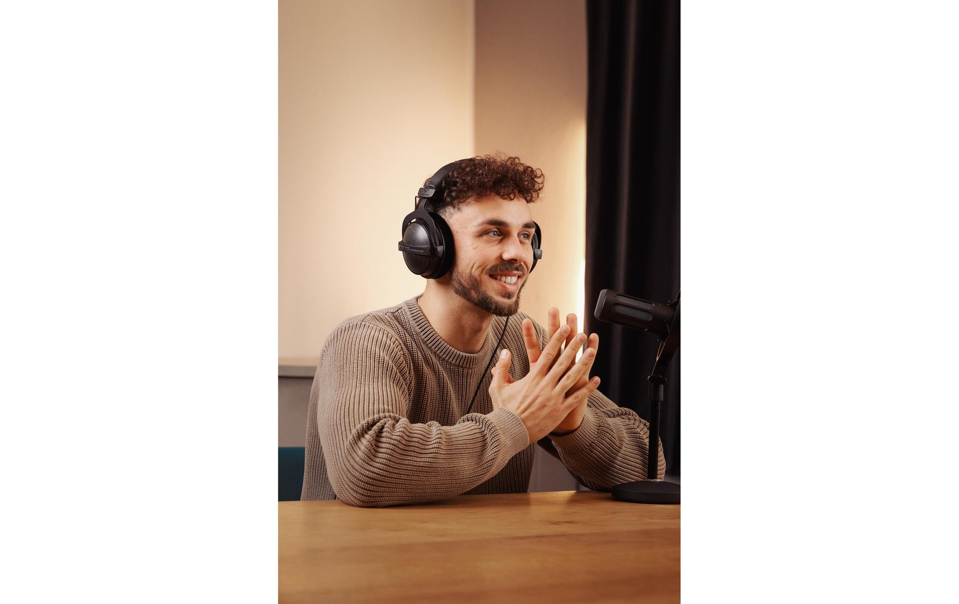 Beyerdynamic DT 770 Pro (80 Ω) – Over-Ear Studiokopfhörer – geschlossen, 3 m – schwarz