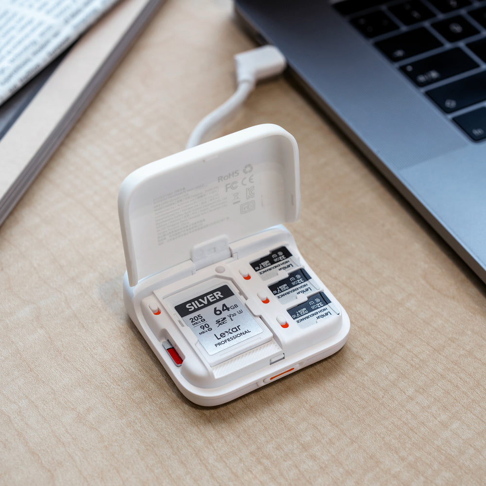 PGYTECH CreateMate Mini Kartenleser – microSDHC, USB-C, 63 × 19 × 60 mm, 50 g, Weiss