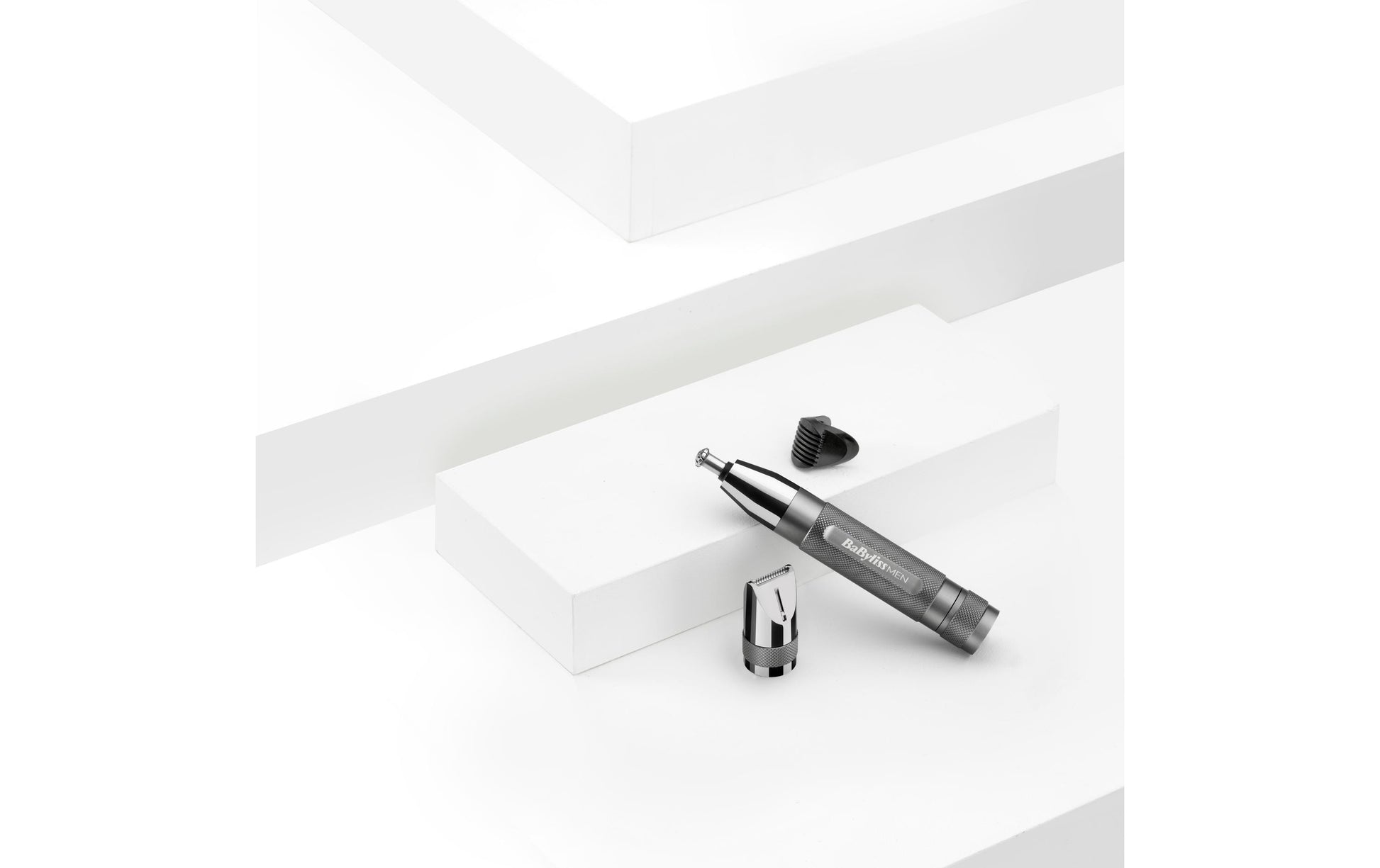 BaByliss Nasenhaarschneider E116E – batteriebetrieben, 2 Kammaufsätze – grau, Edelstahlmesser