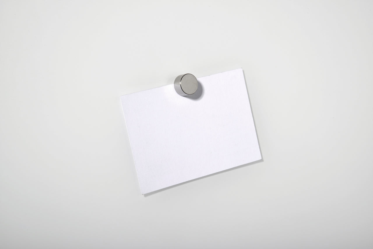 Legamaster Glas-Magnettafel 60 × 80 cm weiss – 2 Magneten enthalten, hygienische Glasfläche