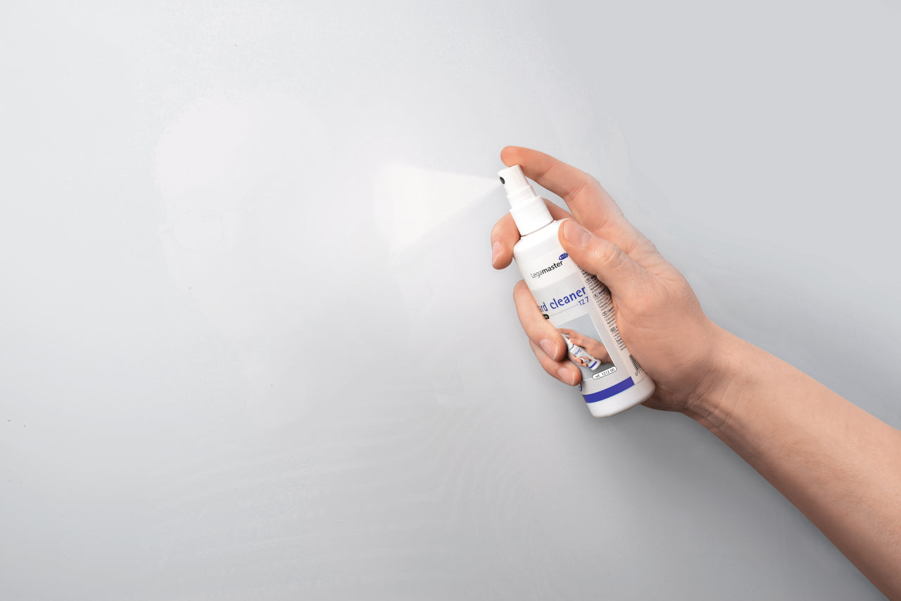 Legamaster Glas-Magnettafel 60 × 80 cm weiss – 2 Magneten enthalten, hygienische Glasfläche