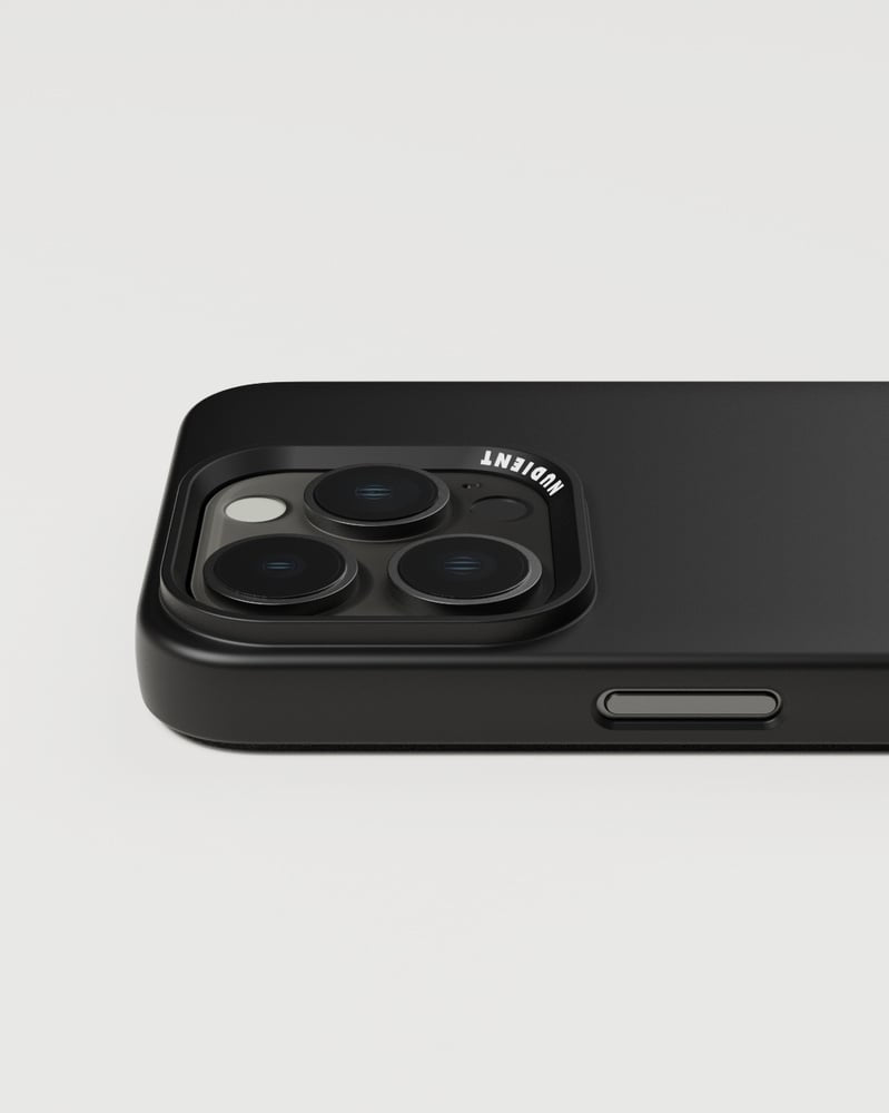 Nudient Backcover – für Apple iPhone 15 Pro, MagSafe, Recycling-Kunststoff, schwarz, kratzresistent