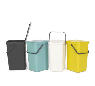 Brabantia Recyclingbox Sort & Go – 16 l – Kunststoff, rechteckig – dunkelgrau