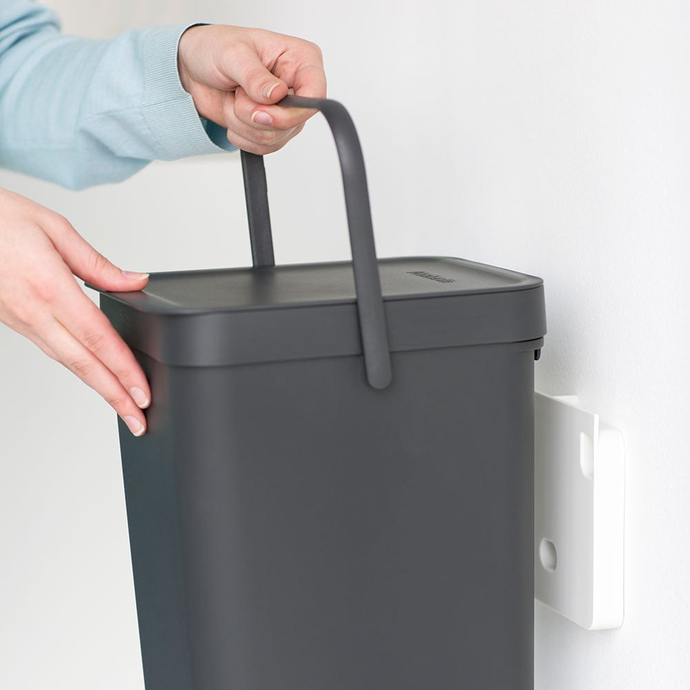 Brabantia Recyclingbox Sort & Go – 12 l – Kunststoff, rechteckig – dunkelgrau