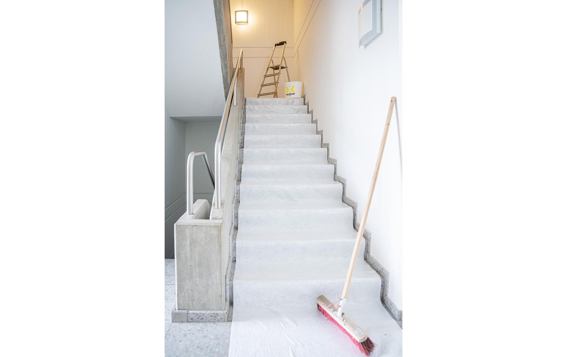 Floorone Abdeckvlies Premium – Rolle 1 m × 50 m, 180 g/m²