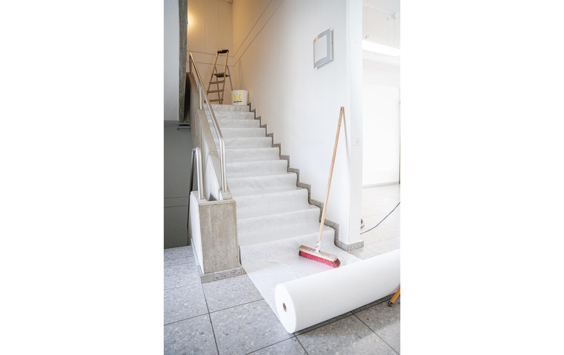Floorone Abdeckvlies Premium – Rolle 1 m × 50 m, 180 g/m²
