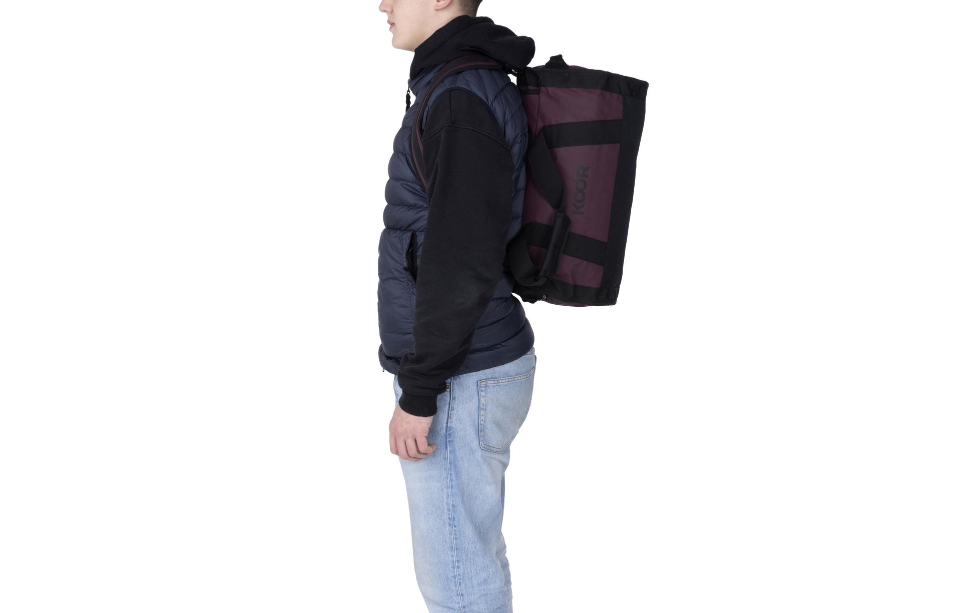 KOOR Sporttasche Sooma – 30 l, aus rPET, dunkelrot, 30,5 × 40 × 50 cm