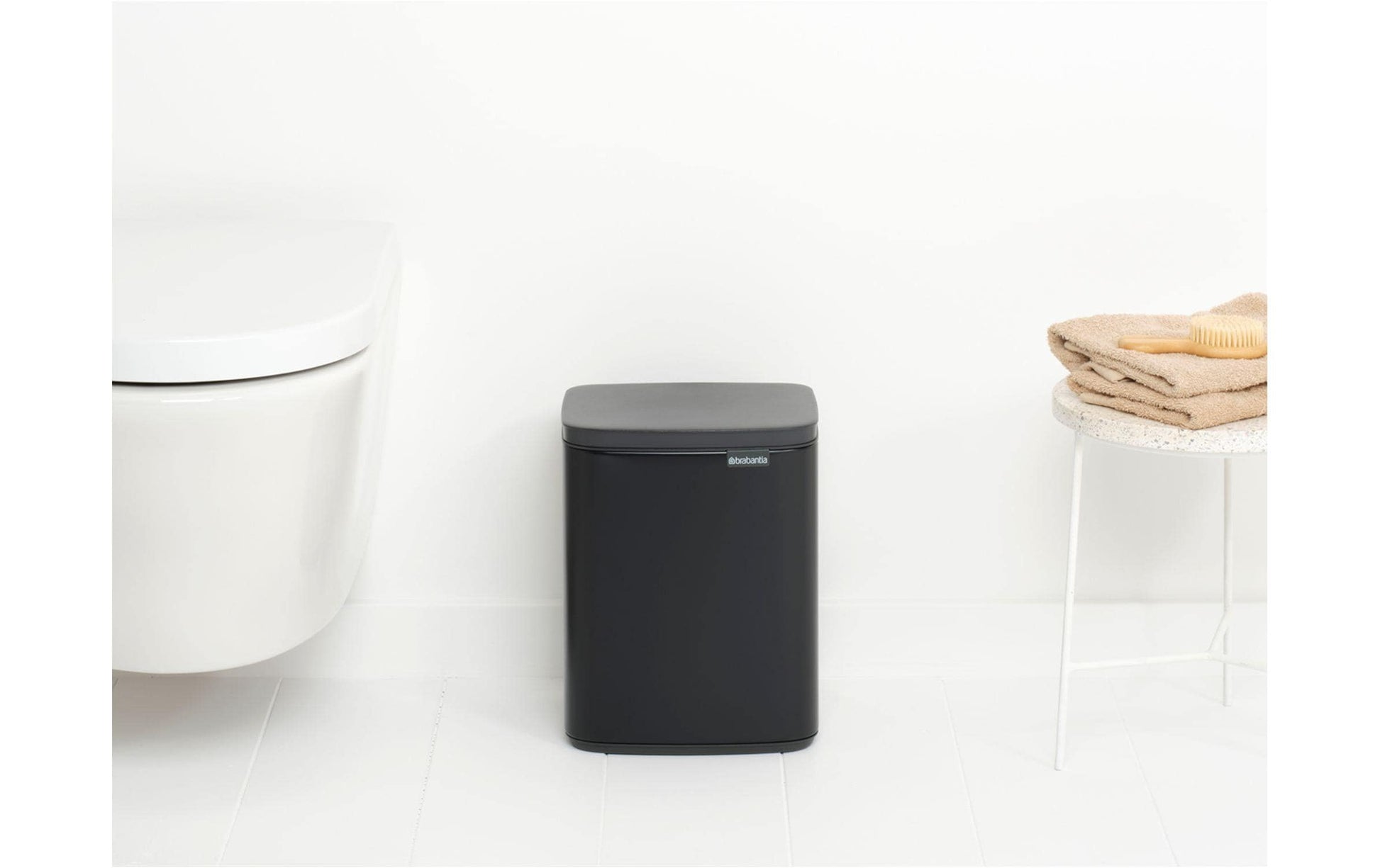 Brabantia Kosmetikeimer Bo – 7 l – Stahl, rechteckig – schwarz matt – Soft-Close, Anti-Rutsch