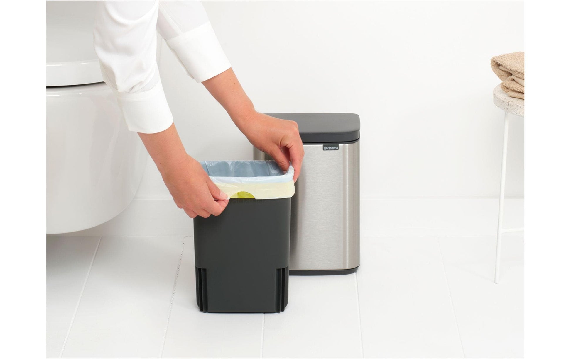 Brabantia Kosmetikeimer Bo – 4 l – Stahl, rechteckig – silber matt – Soft-Close, Anti-Fingerprint