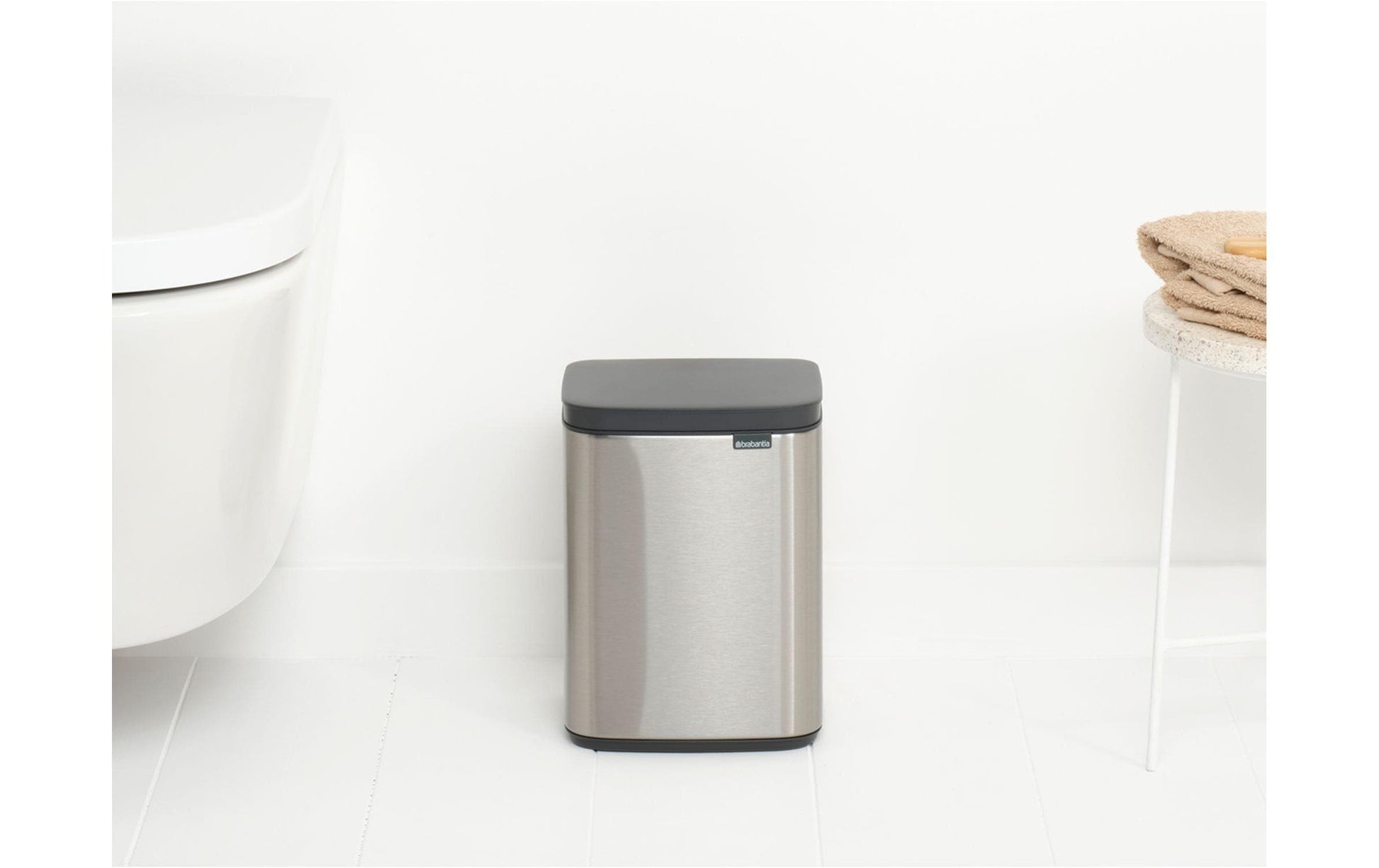 Brabantia Kosmetikeimer Bo – 4 l – Stahl, rechteckig – silber matt – Soft-Close, Anti-Fingerprint