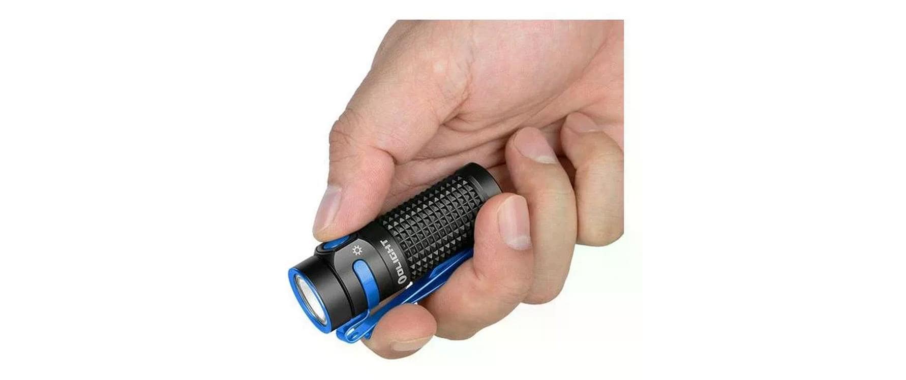 Olight Taschenlampe Baton 4 – 1300 lm, 170 m, IPX8, Akku, 5 Stufen – Schwarz