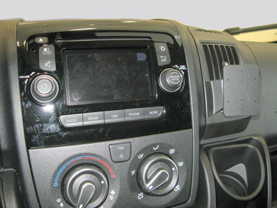 Brodit Auto-Halterung – für Peugeot Boxer/Dodge Ram ProMaster/Fiat Ducato 2015–2016 – Schwarz, ABS