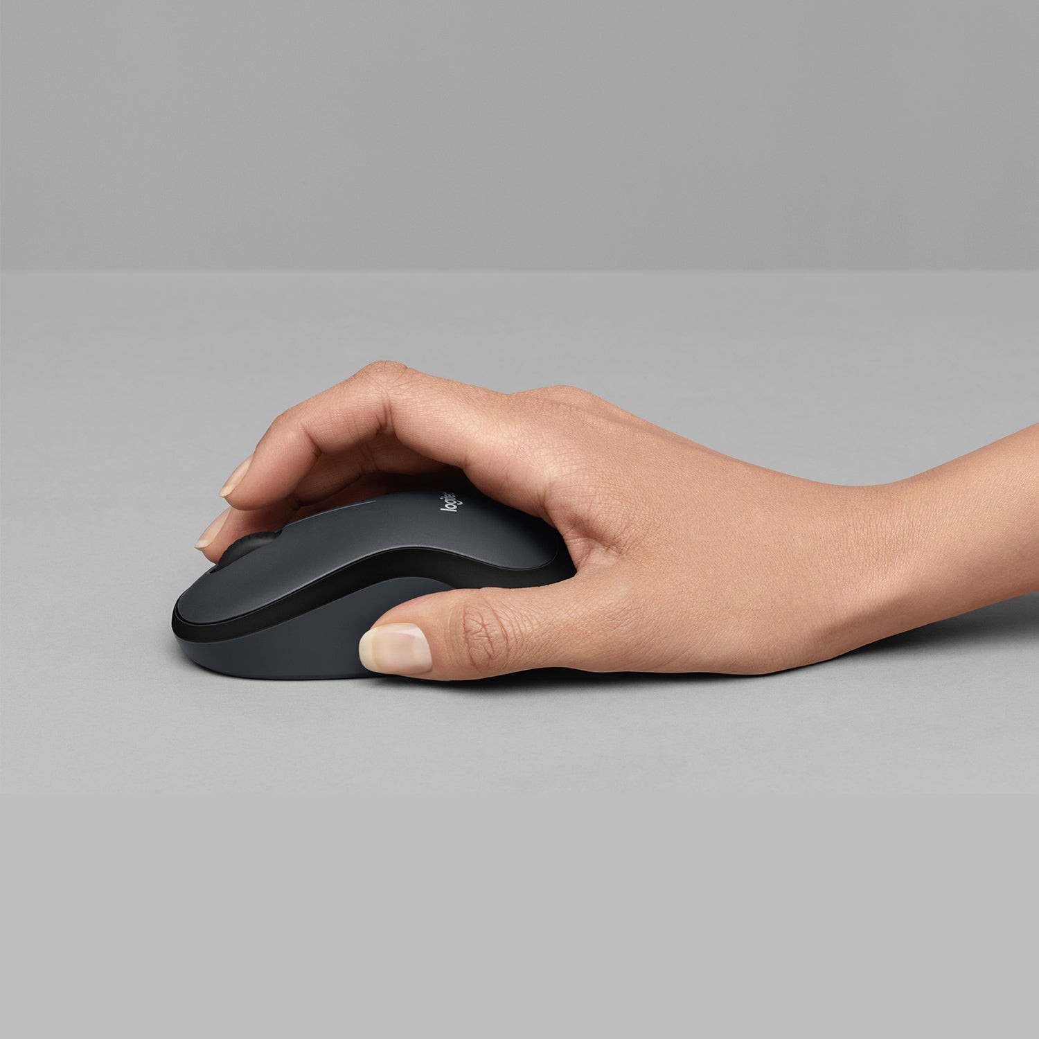 Logitech M220 Silent Maus – kabellos, 2,4 GHz, schwarz