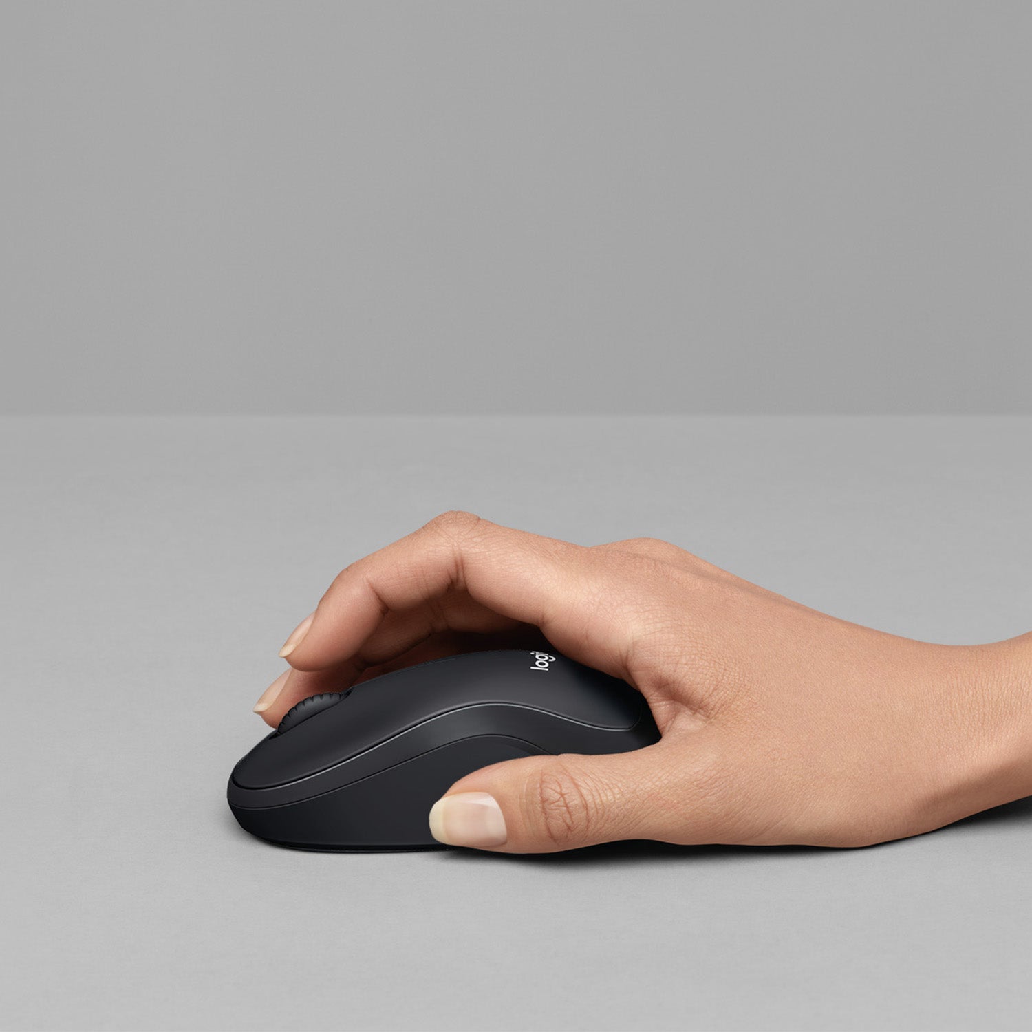 Logitech B220 Silent Maus – kabellos, 2,4 GHz, Silent-Tasten, schwarz