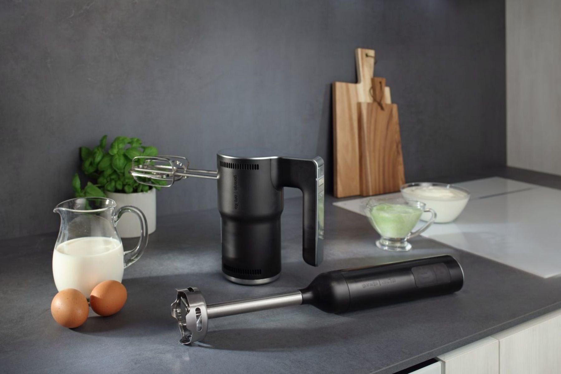 Gorenje Handmixer M400ORAB – 400 W, 5 Stufen – Schwarz