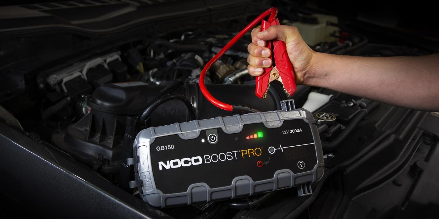NOCO Genius GB150 Starterbooster – 3000 A Startstrom, 12 V, 88 Wh Li-Ion, USB 2,1 A, IP65
