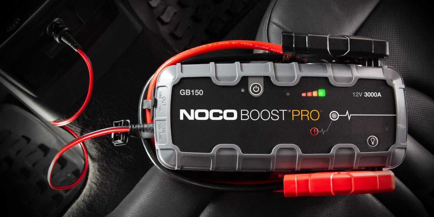 NOCO Genius GB150 Starterbooster – 3000 A Startstrom, 12 V, 88 Wh Li-Ion, USB 2,1 A, IP65
