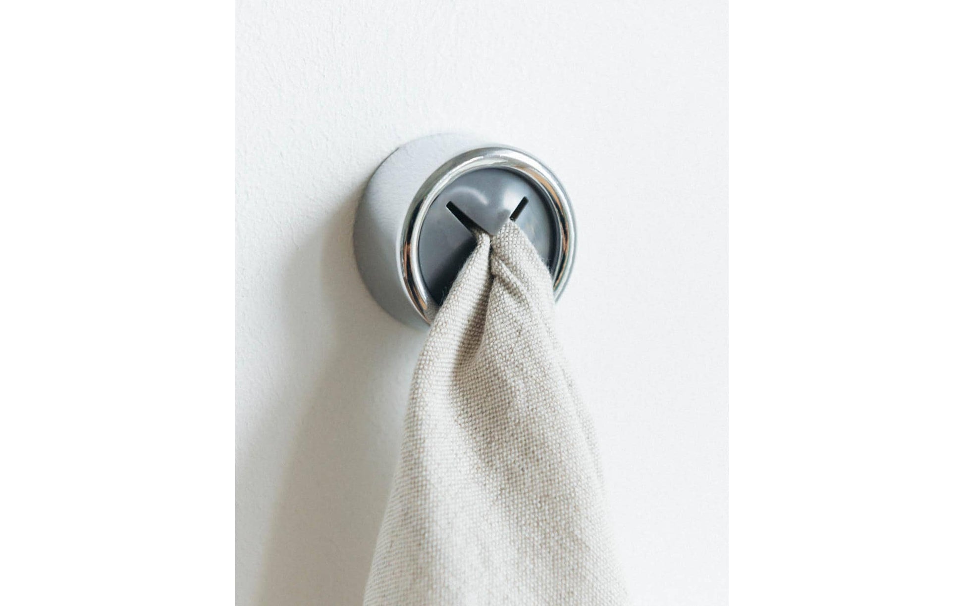 Esmée Haken – selbstklebend – Kunststoff – grau – 5 kg – 45 × 25 mm – 3 Stück