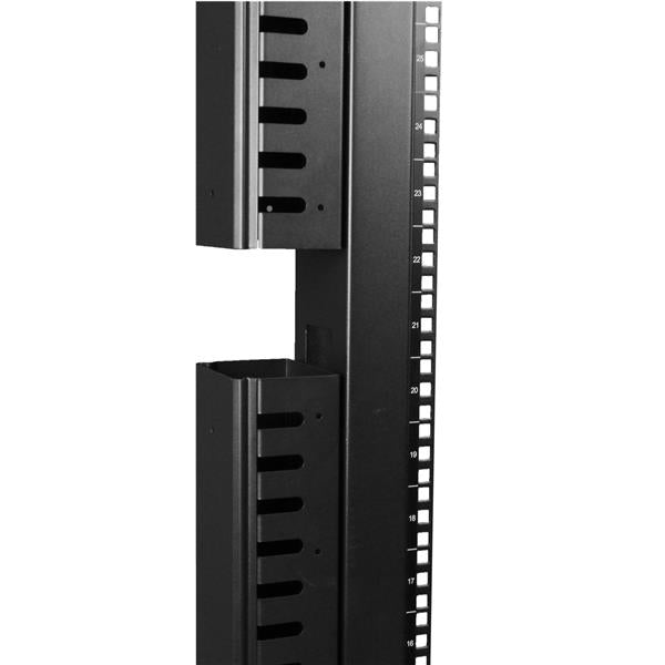 StarTech.com 19" Rangierpanel, 0U vertikal, 1,7 m, Finger-Duct, Kunststoff/Stahl – für 40U – Schwarz