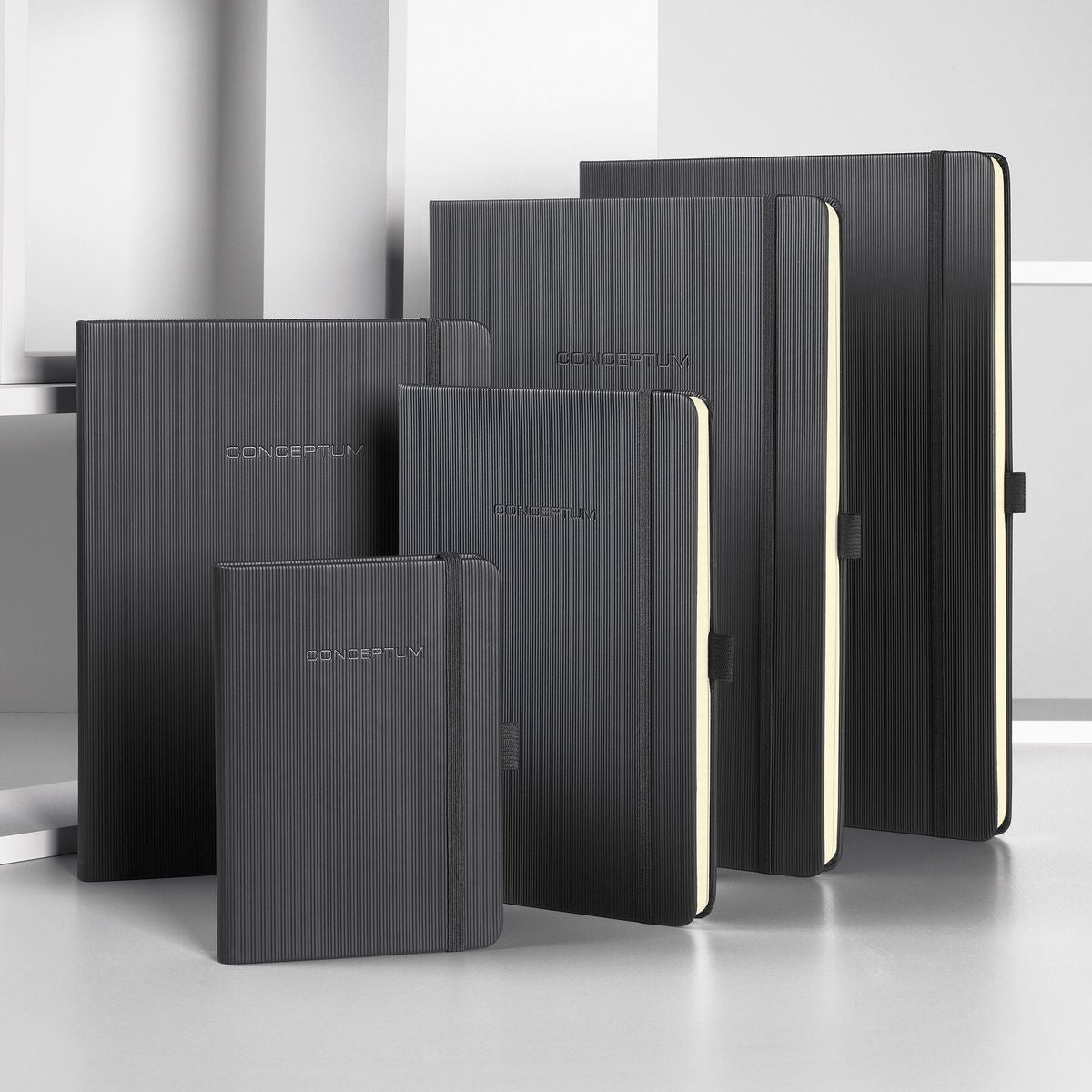Sigel Notizbuch Conceptum, 180 × 240 mm, liniert, 194 Seiten, Fadenheftung – schwarz