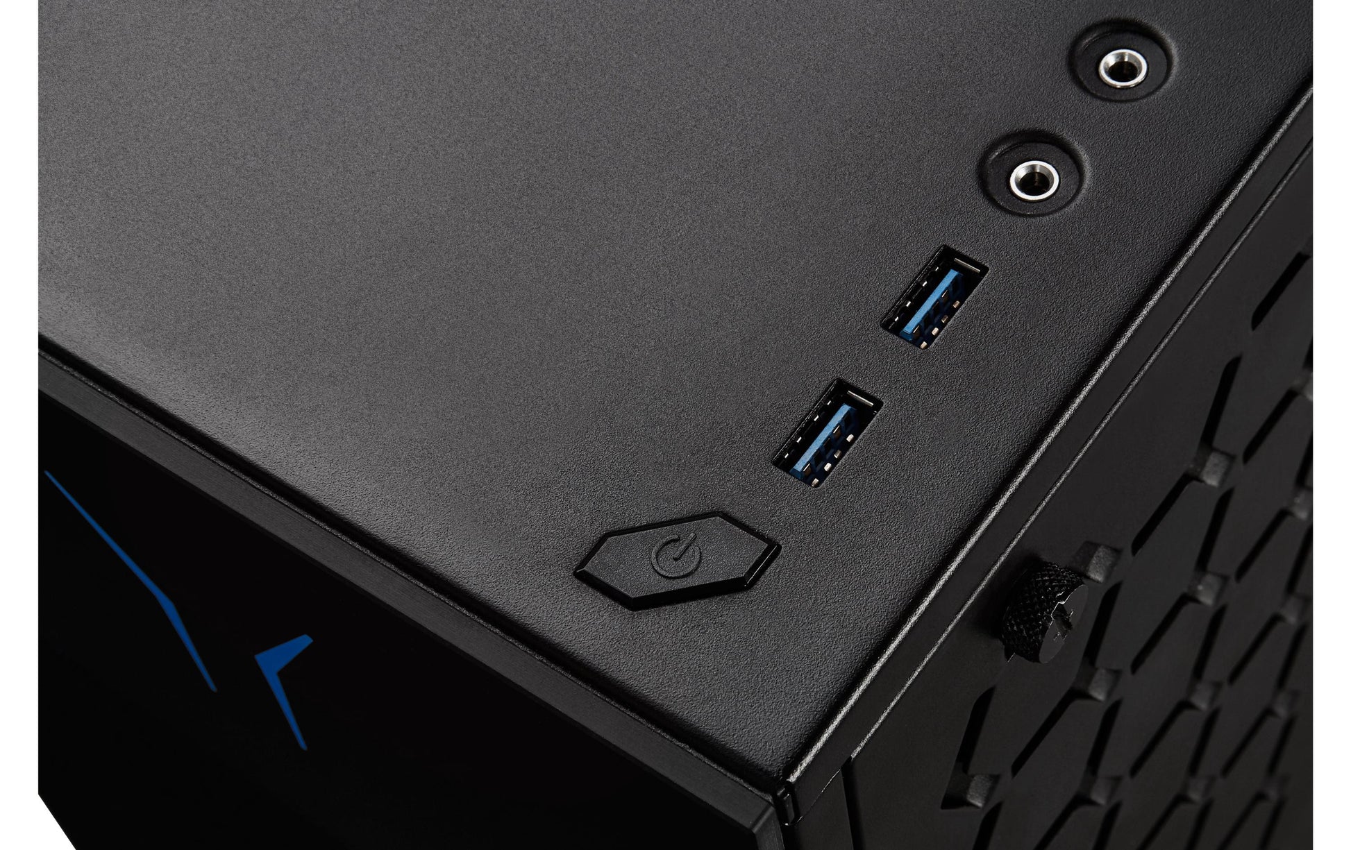 Erazer Engineer X30 Tower – Intel Core Ultra 7 265F, 32 GB RAM, 2 TB SSD, Windows 11 Home