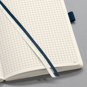 Sigel Notizbuch A4, kariert, Fadenheftung, 194 Seiten, 80 g/m² – Mitternachtsblau