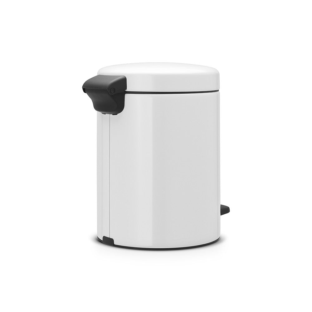 Brabantia NewIcon Treteimer – 5 l – Edelstahl, rund – Weiss – Soft-Close, geruchssicherer Deckel