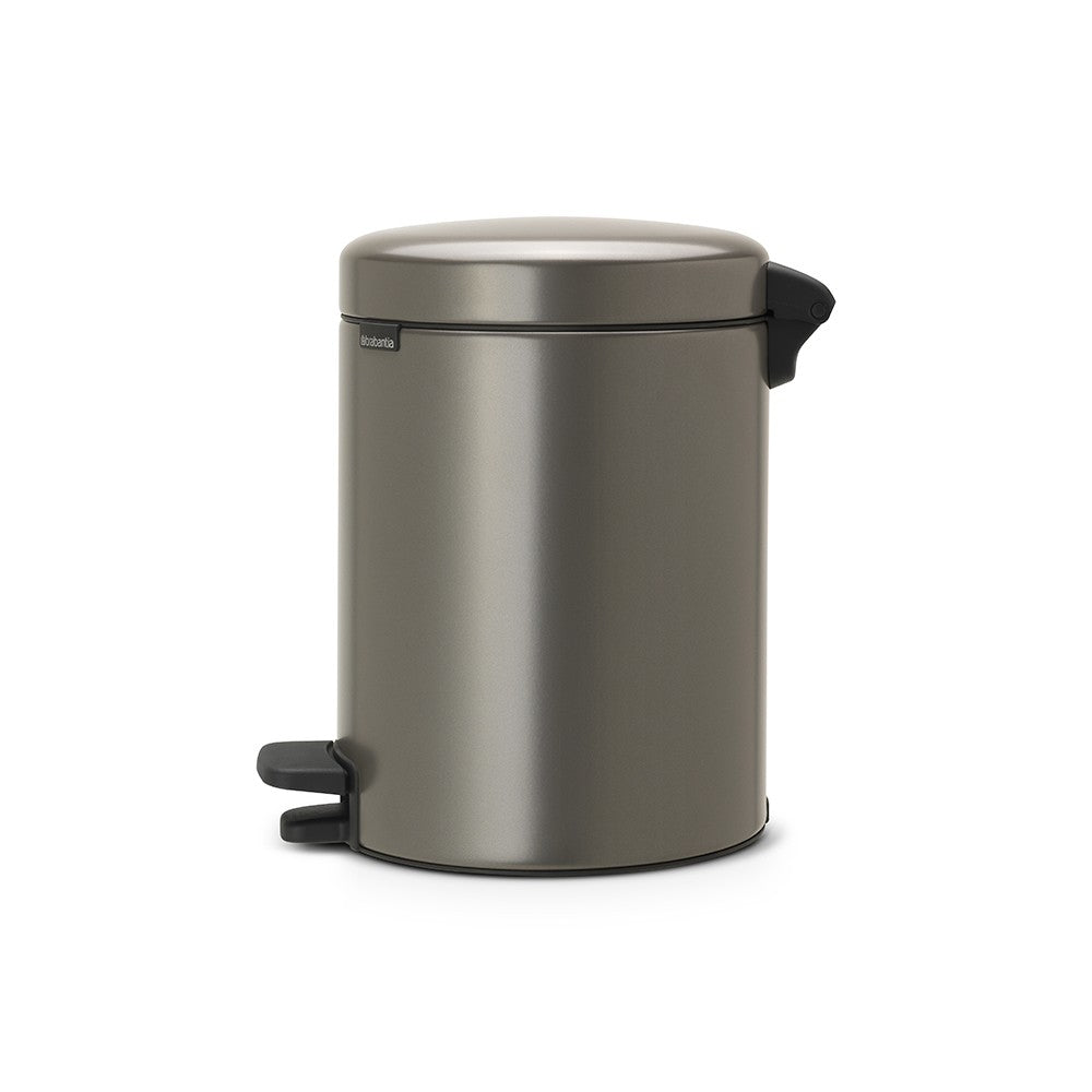 Brabantia NewIcon Treteimer – 5 l – Edelstahl, rund – Soft-Close, Anti-Rutsch-Basis