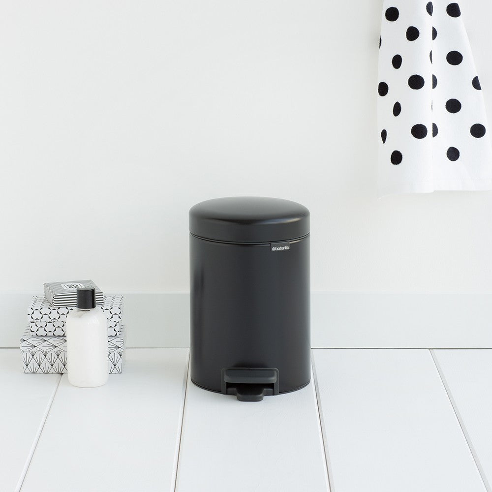 Brabantia newIcon Treteimer – 3 l – Edelstahl, rund – Schwarz – Soft-Close