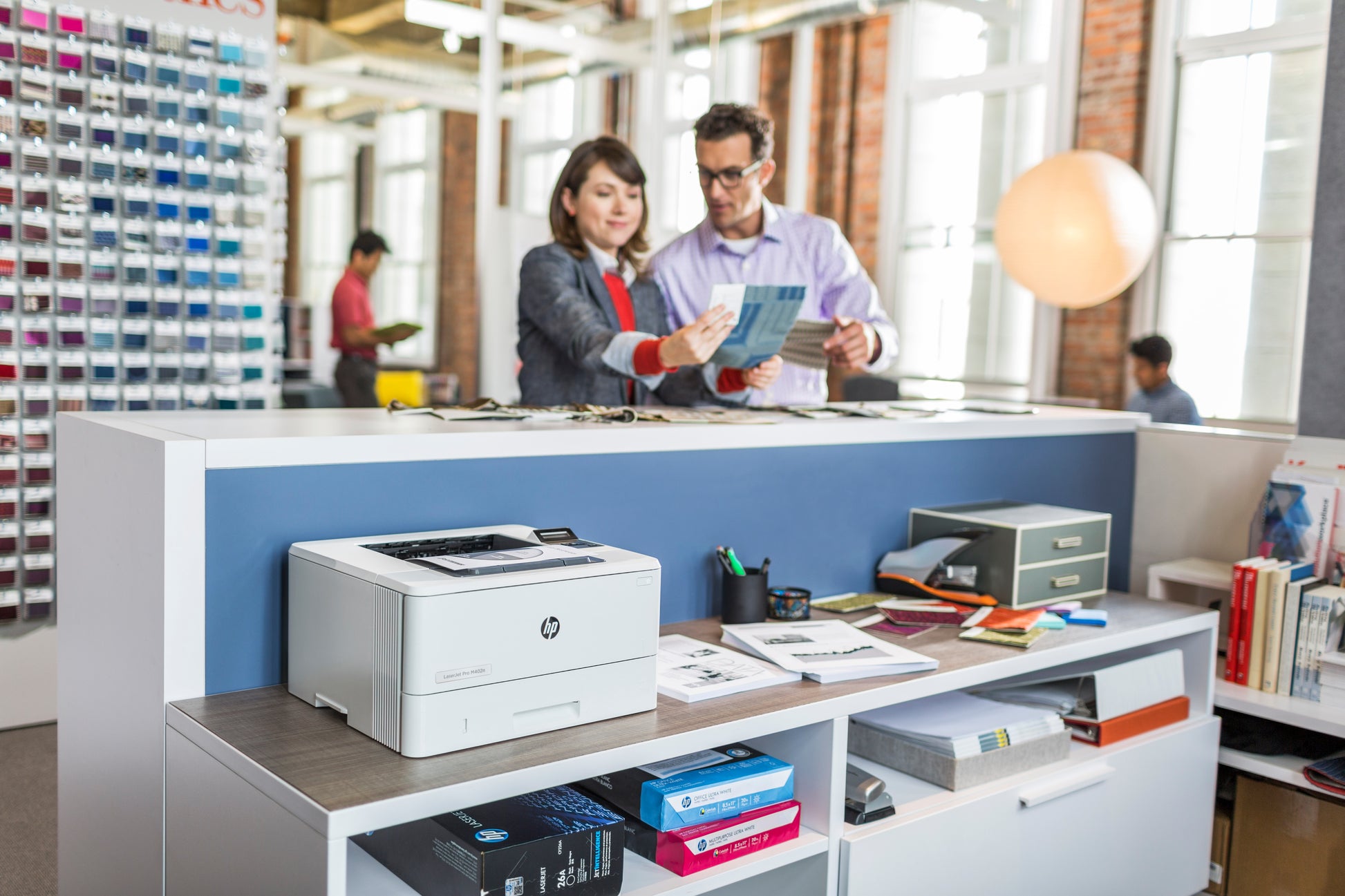 HP LaserJet Pro M402dn – Schwarz-Weiss, A4, Duplex, LAN, USB, 38 Seiten pro Minute, AirPrint, Mopria