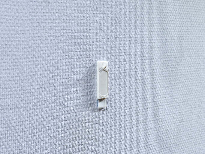 TESA Haken – mit Klebestreifen – weiss – 1 kg – 2 Stück