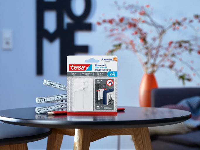 TESA Haken – rot/weiss – 2 kg – selbstklebend, höhenverstellbar – für Putz – 2 Stück