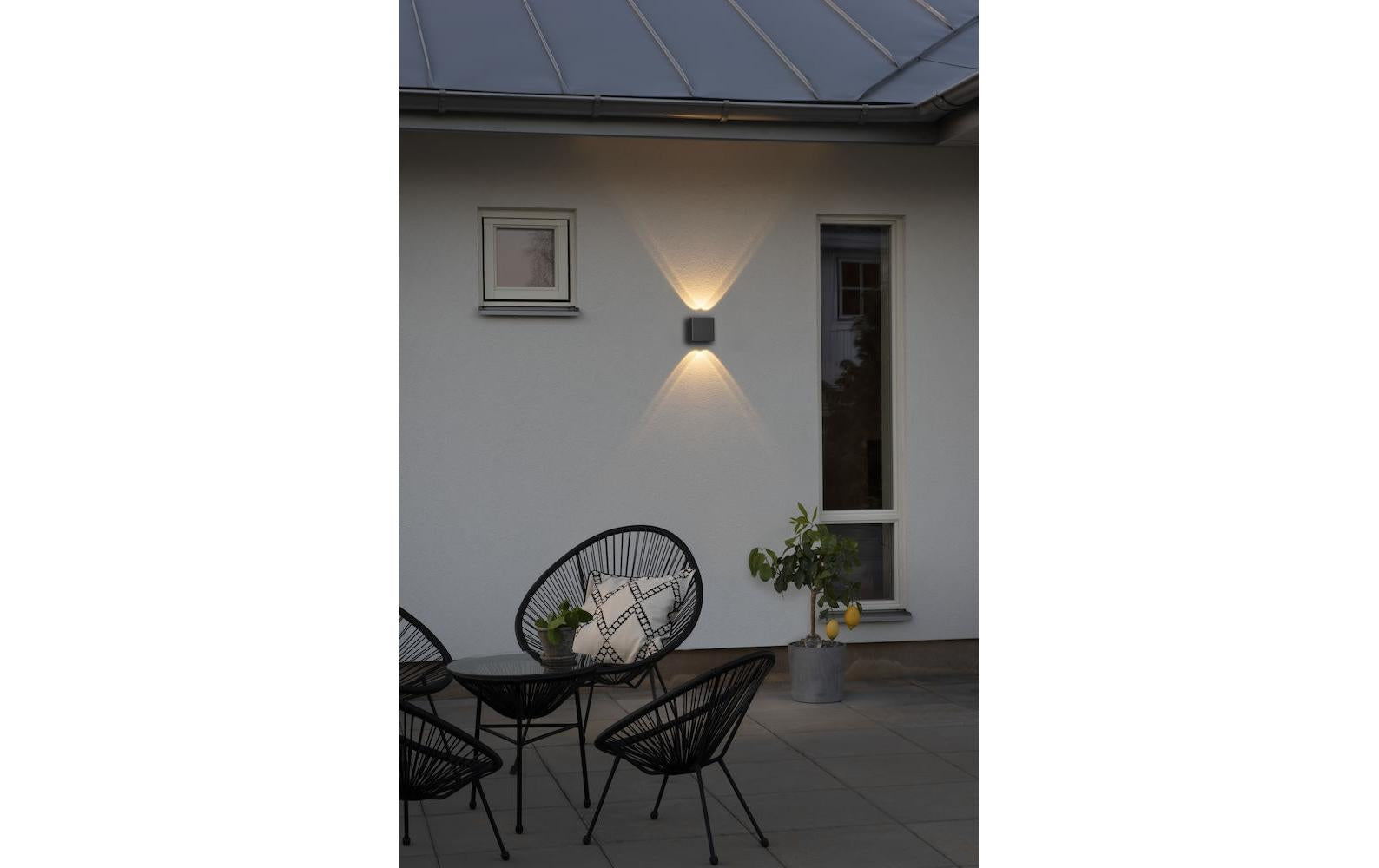 Konstsmide Aussenwandleuchte – Warmweiss, 3000 K – IP54 – Netzbetrieb – LED fest verbaut – Anthrazit, Aluminium