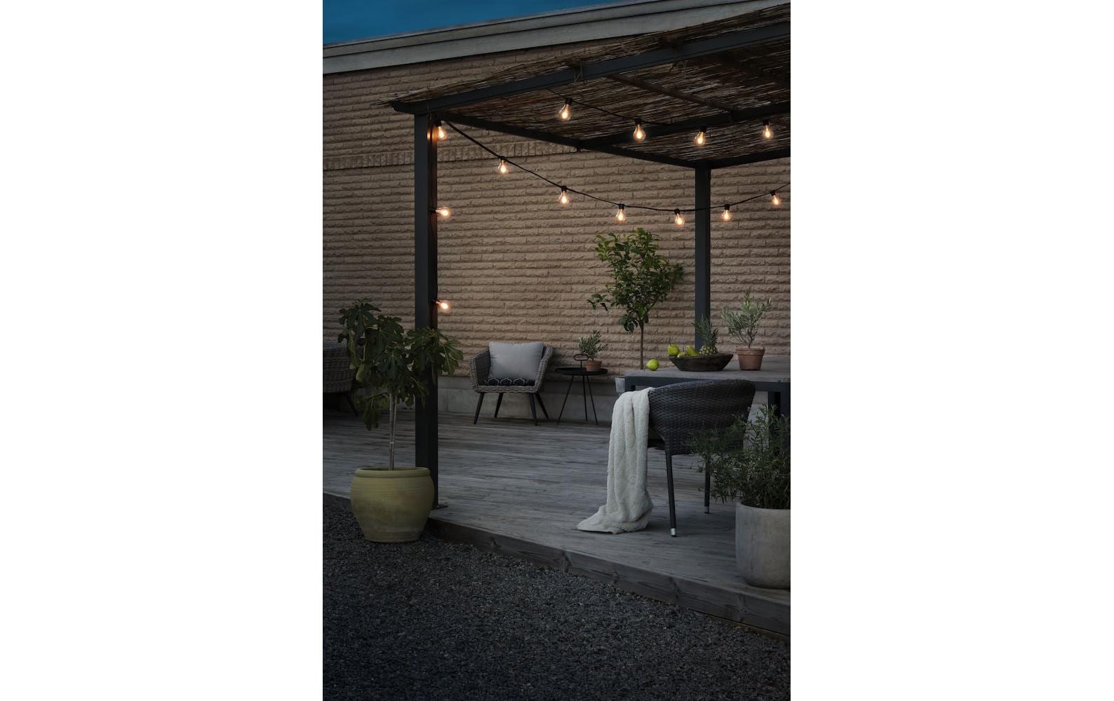 Konstsmide Solar-Lichterkette – 1800 K – IP44 – Timer 4–8 h, dimmbar, Fernbedienung – Schwarz, Kunststoff