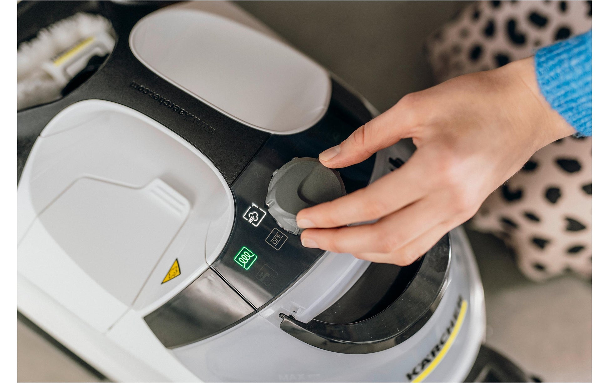 Kärcher Dampfreiniger – 1500 ml, schwarz, für Badezimmer