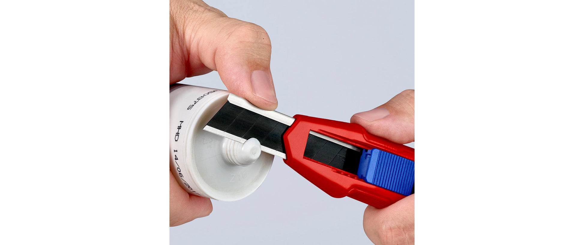 Knipex CutiX Cutter Universalmesser – 165 mm, Klingenarretierung, Aluminiumgehäuse, inkl. 1 Klinge