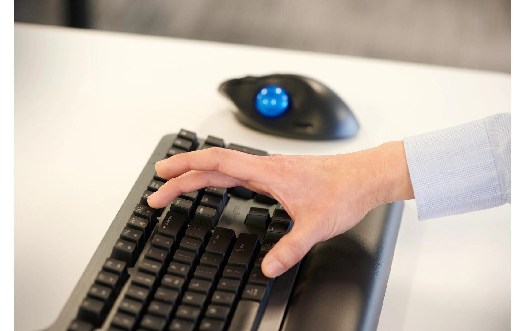 Kensington Pro Fit Ergo TB450 Trackball – Schwarz