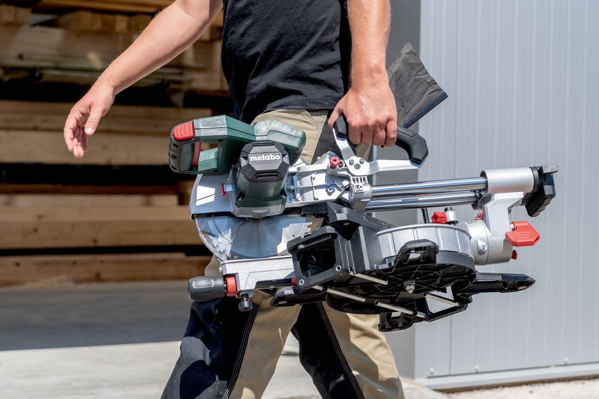 Metabo Kapp- und Gehrungssäge KGS 18 LTX BL 216 – 18 V (CAS) – Sägeblattdurchmesser 216 mm – mit Akku und Ladegerät