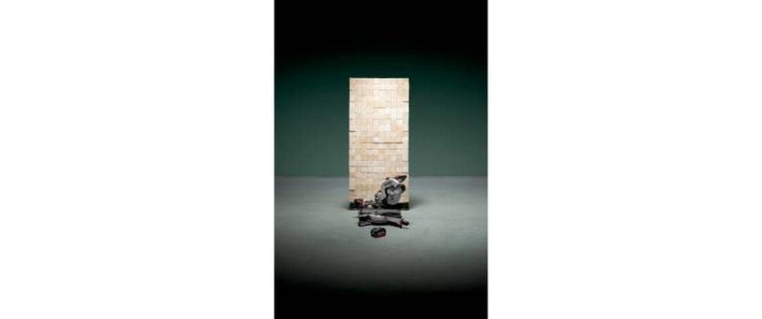 Metabo Akku-Kapp- und Gehrungssäge KGS 18 LTX BL 254 – 18 V (CAS) – Ø 254 mm – 2×8,0 Ah & Ladegerät – LiHD