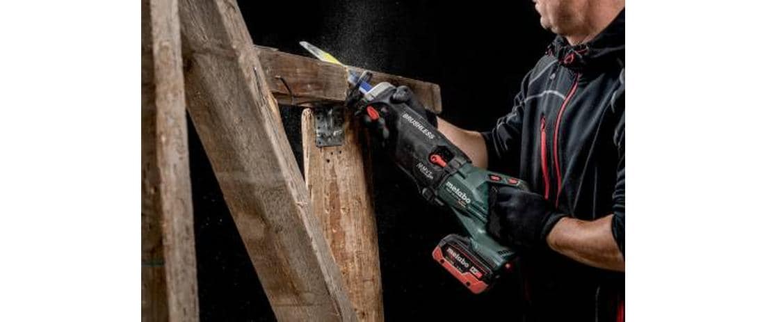 Metabo Säbelsäge SSEP 18 LTX BL MVT – 18 V (CAS) – Hub 32 mm – Solo – für Holz – Brushless